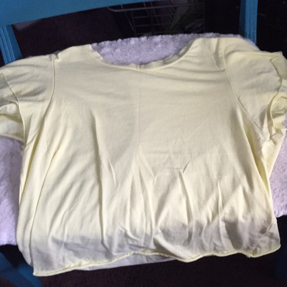 Neon yellow cropped shirt